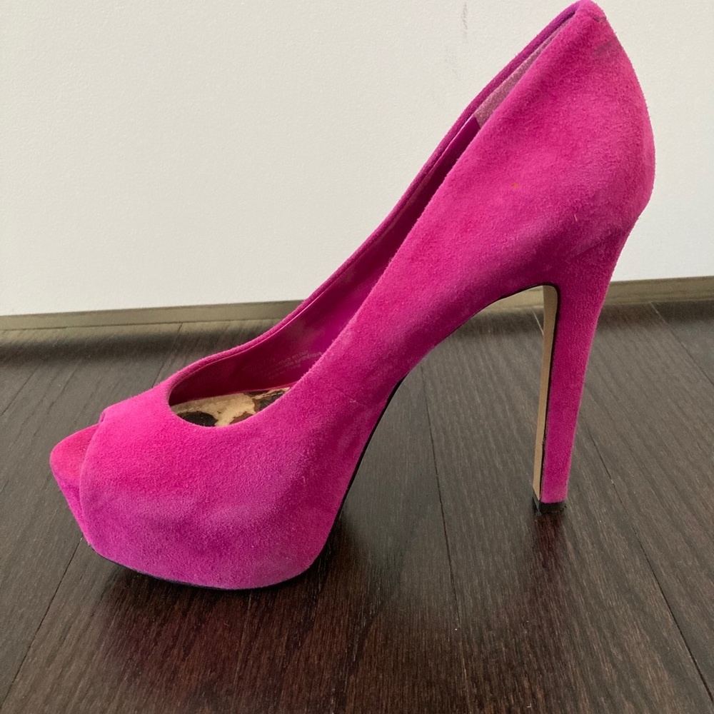 Jessica Simpson Heels - Picture 3 of 3